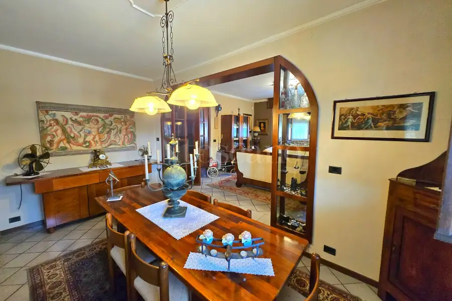 Villa Bifamiliare in vendita di 200 mq a €419.000 (rif. 35/2025)