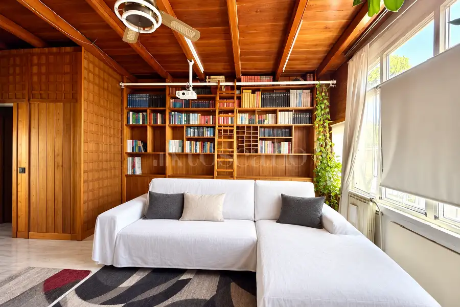 Casa Indipendente in vendita di 300 mq a €599.000 (rif. 45/2026)