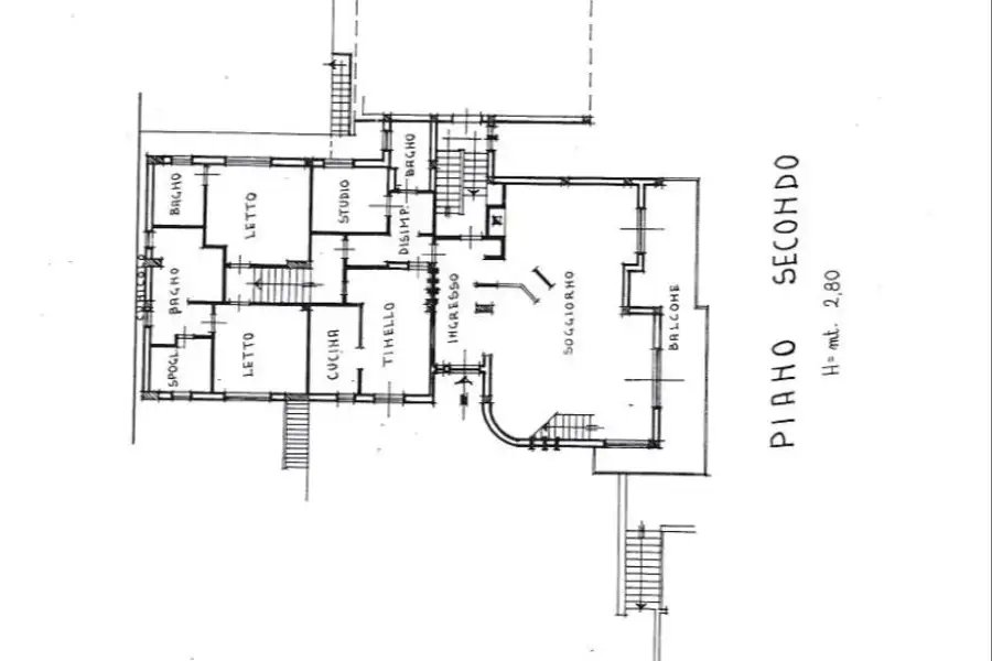 Villa Plurifamiliare in vendita di 850 mq a €899.000 (rif. 5/2026)