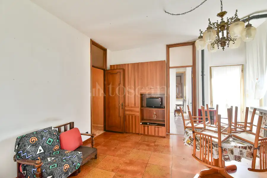 Villa in vendita di 370 mq a €525.000 (rif. 54/2025)