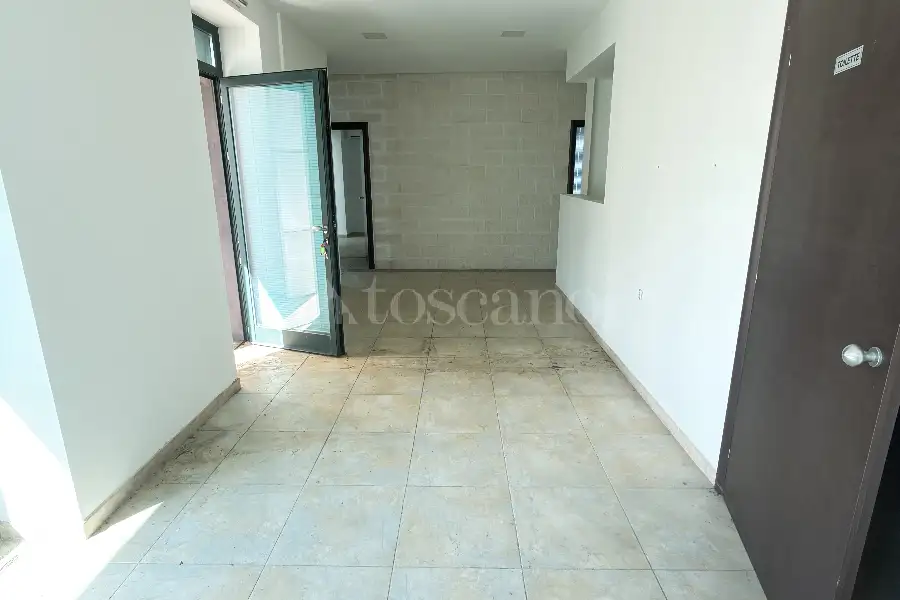 Ufficio in vendita di 175 mq a €395.000 (rif. 36/2026)