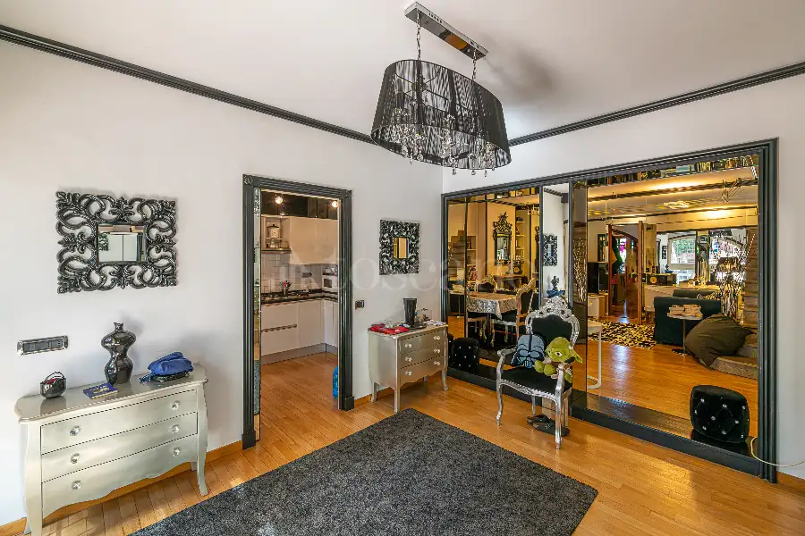 Villino a Schiera in vendita di 310 mq a €800.000 (rif. 16/2024)