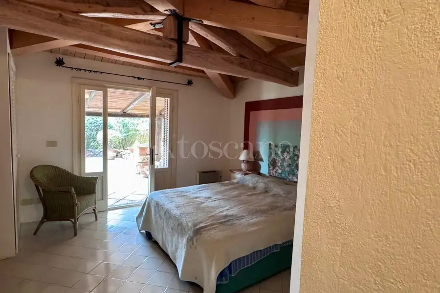 Villa in vendita di 291 mq trattativa riservata (rif. 11/2026)