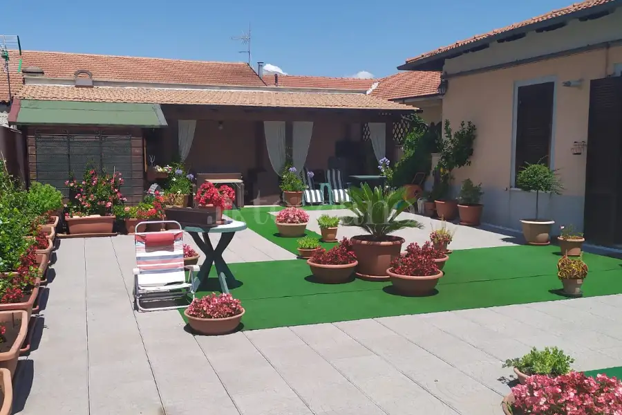 Casa in vendita di 230 mq a €450.000 (rif. 49/2026)