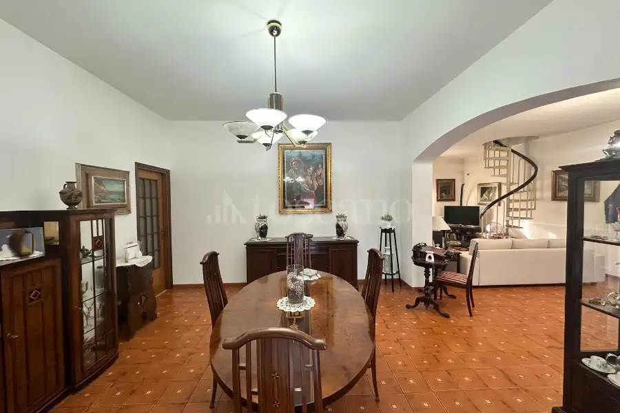Villa Bifamiliare in vendita di 180 mq a €265.000 (rif. 217/2025)