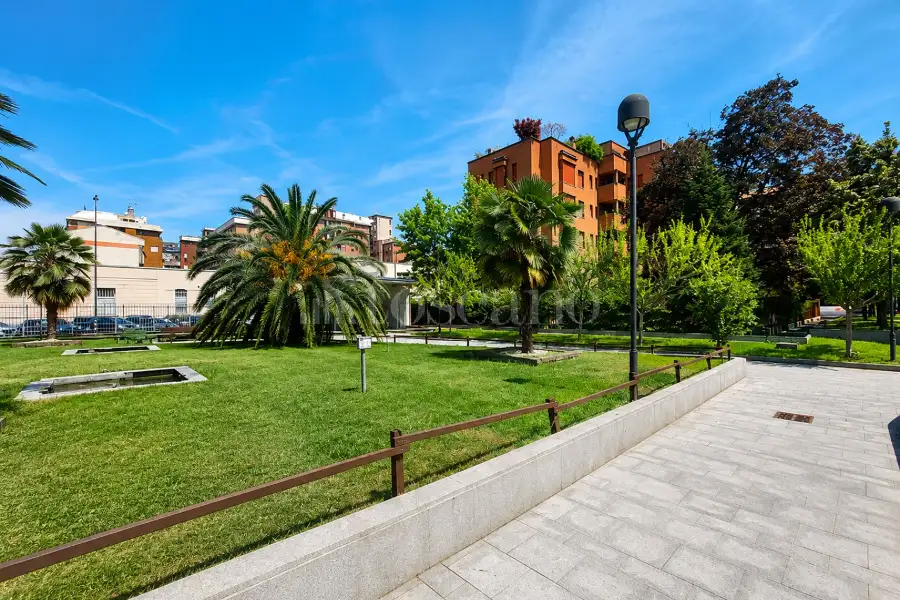 Attico in vendita di 115 mq a €1.350.000 (rif. 6/2026)