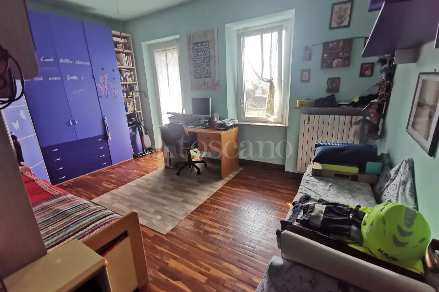 Casa Indipendente in vendita di 210 mq a €300.000 (rif. 9/2026)
