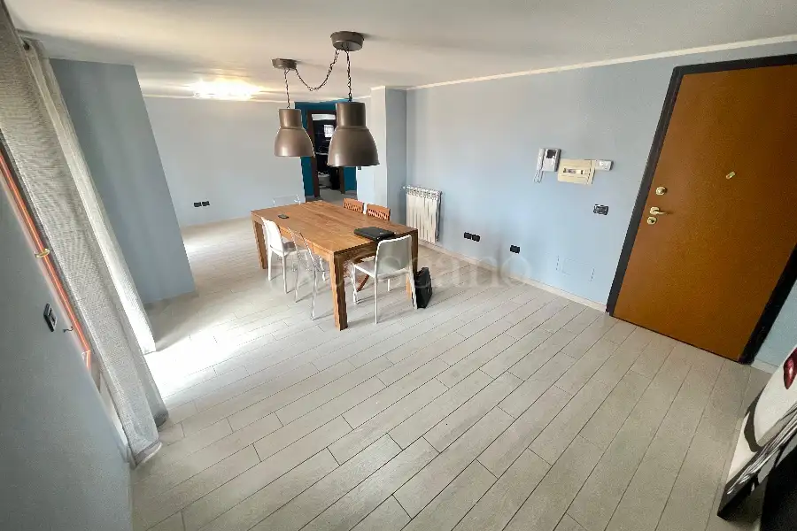 Attico in vendita di 80 mq a €199.000 (rif. 27/2025)