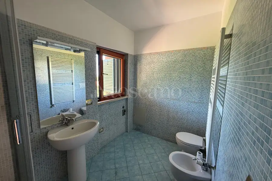 Villa Bifamiliare in affitto di 135 mq a €1.900 (rif. 9/2026)