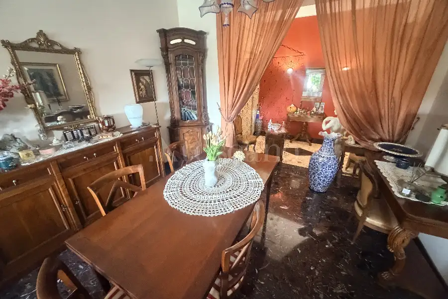 Casa in vendita di 185 mq a €700.000 (rif. 15/2026)