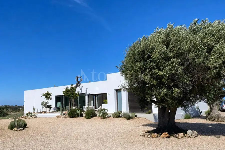Casa Indipendente in vendita di 180 mq a €1.200.000 (rif. 23/2026)