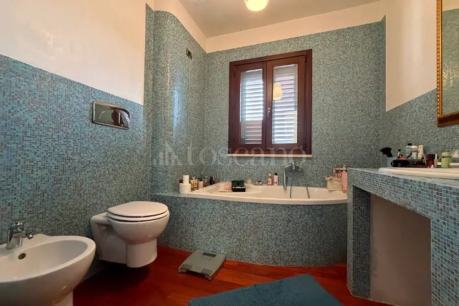 Villa Bifamiliare in vendita di 182 mq a €379.000 (rif. 75/2026)