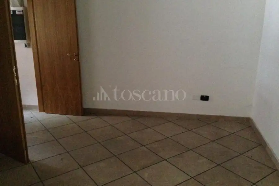 Negozio in vendita di 115 mq a €160.000 (rif. 40/2026)
