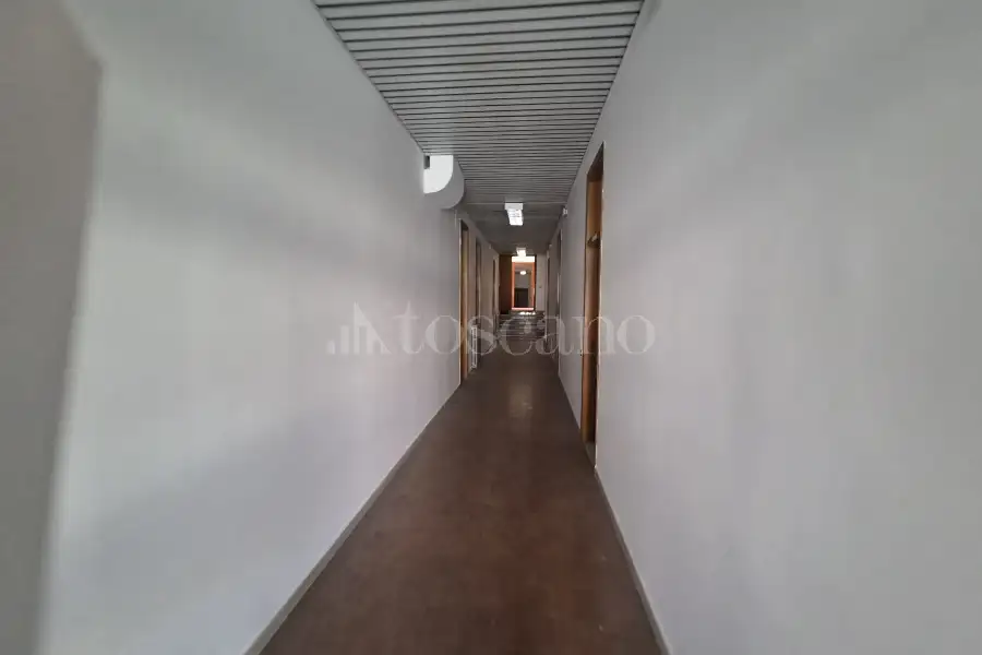 Palazzo in vendita di 3.700 mq a €2.200.000 (rif. 76/2026)