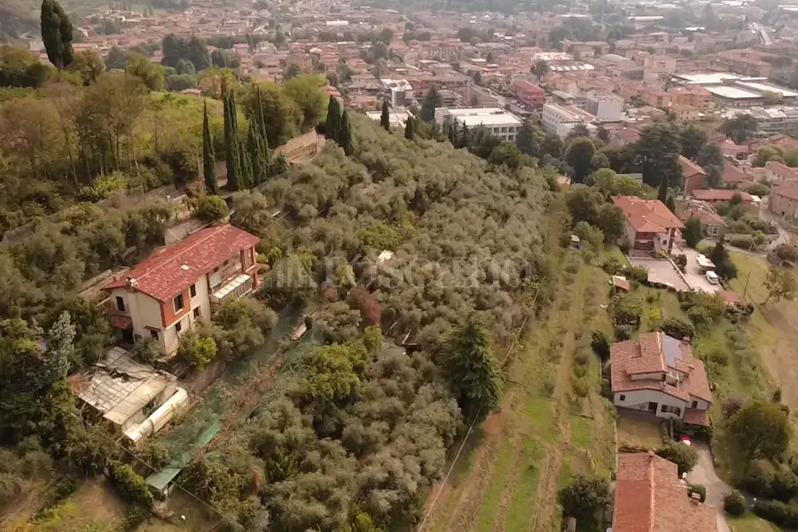 Villa in vendita di 250 mq a €1.350.000 (rif. 9/2026)