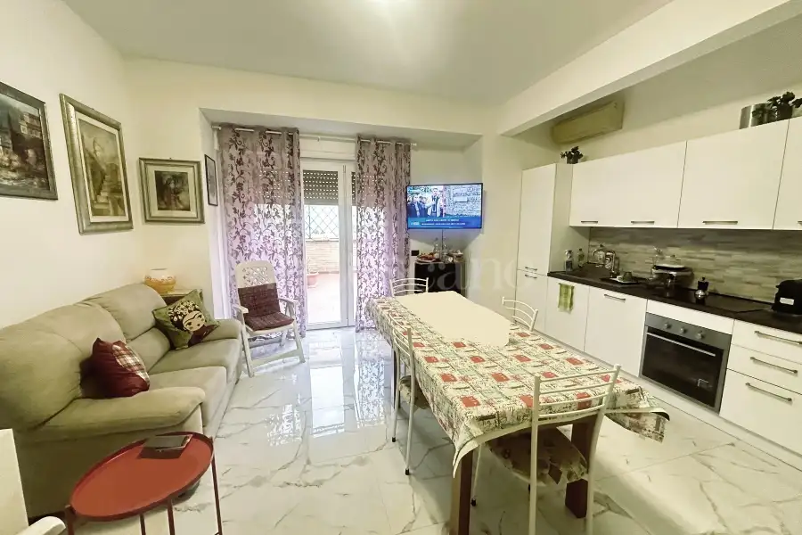 Attico in vendita di 140 mq a €525.000 (rif. 17/2026)