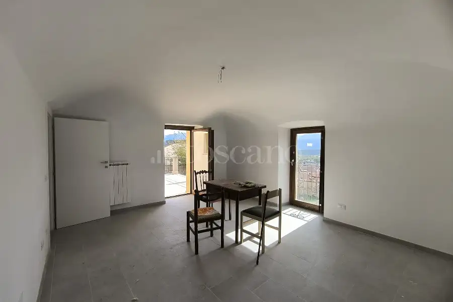 Casa Indipendente in vendita di 200 mq a €115.000 (rif. 36/2026)