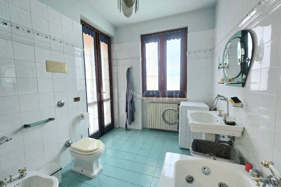 Villa in vendita di 550 mq a €970.000 (rif. 10/2026)