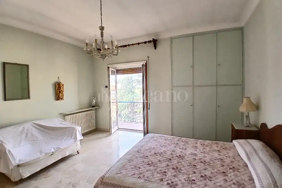 Attico in vendita di 210 mq a €630.000 (rif. 36/2026)
