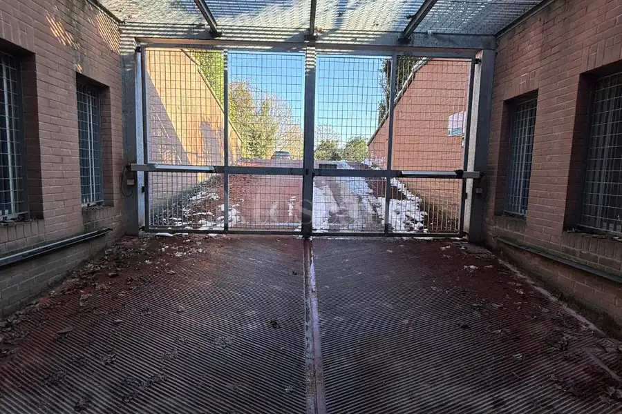 Box in vendita di 16 mq a €24.000 (rif. 26/2026)