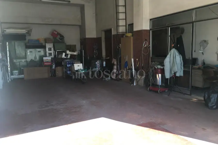 Casa in vendita di 320 mq a €350.000 (rif. 23/2026)