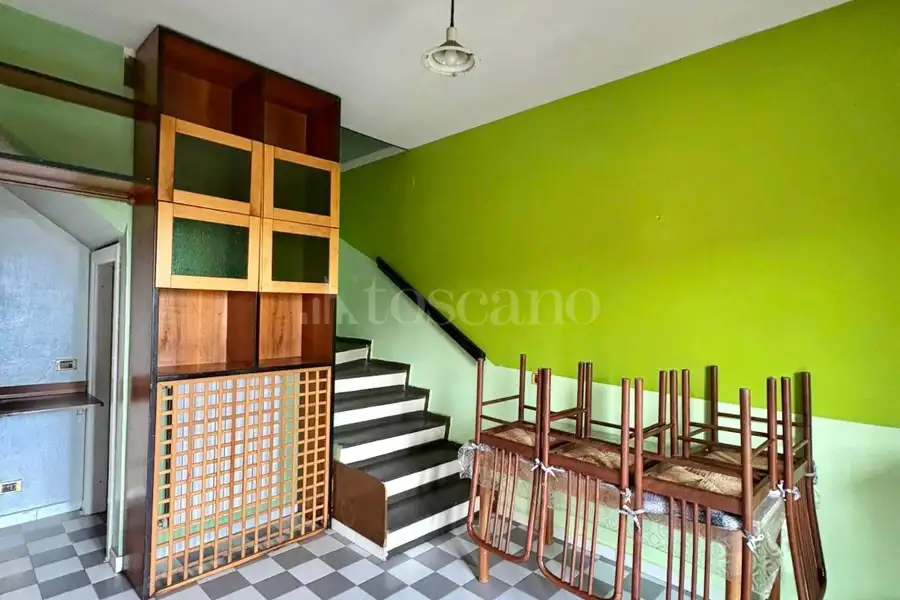 Casa Indipendente in vendita di 350 mq a €99.000 (rif. 101/2026)