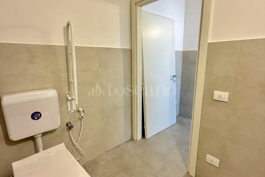 Negozio in vendita di 74 mq a €130.000 (rif. 46/2026)