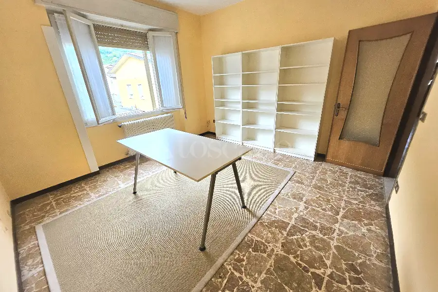 Casa Indipendente in vendita di 300 mq a €300.000 (rif. 6/2026)