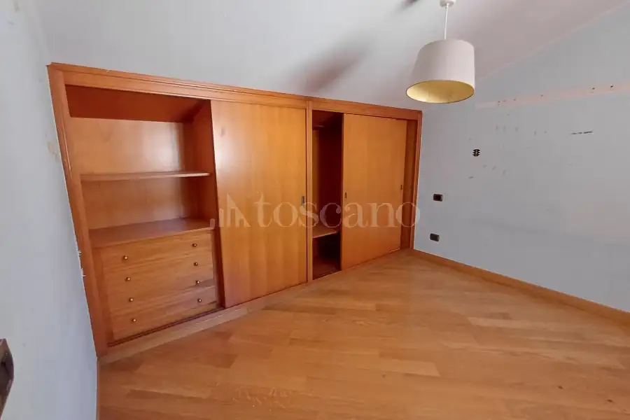 Villa in vendita di 370 mq a €495.000 (rif. 9/2026)