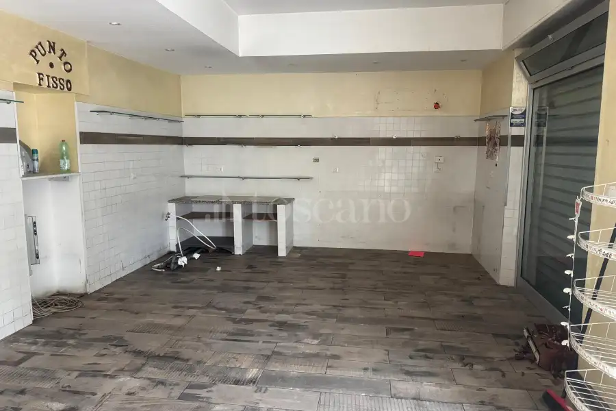 Negozio in vendita di 75 mq a €149.000 (rif. 105/2025)