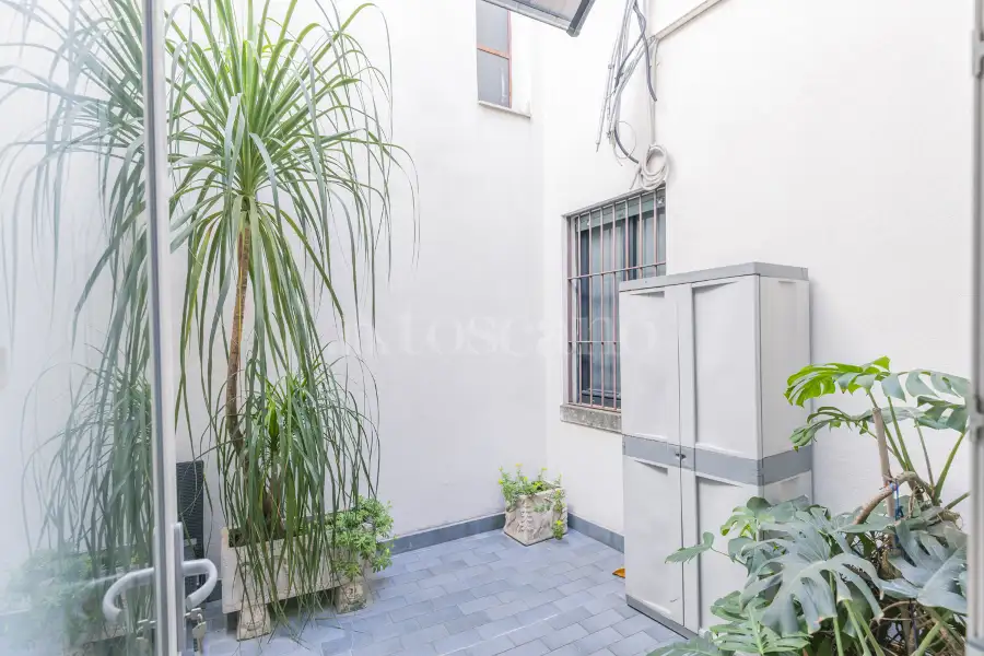Casa in vendita di 400 mq a €2.500.000 (rif. 21/2025)