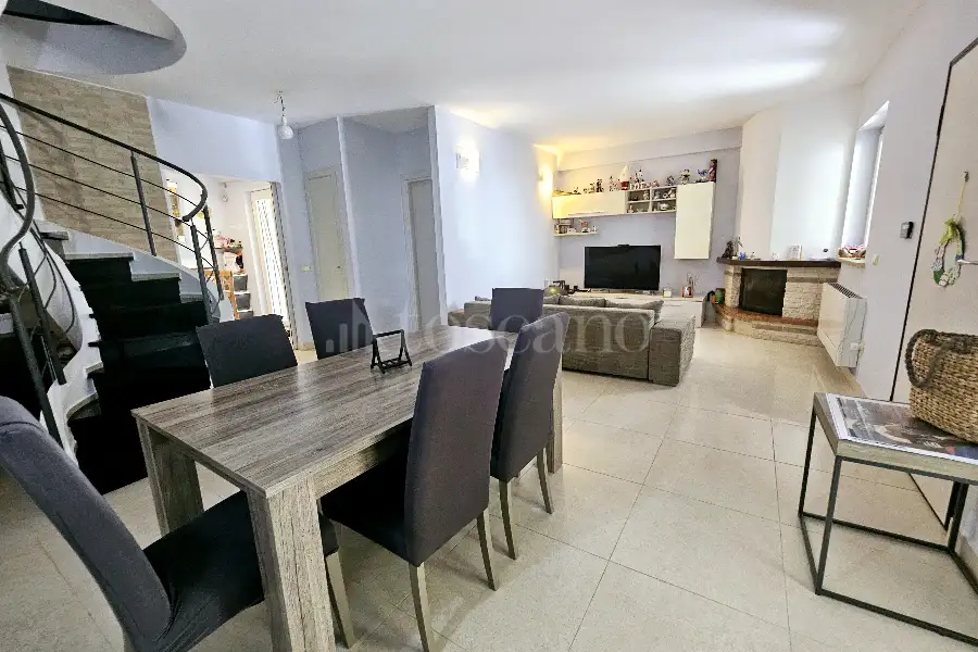 Villa Plurifamiliare in vendita di 120 mq a €205.000 (rif. 80/2025)