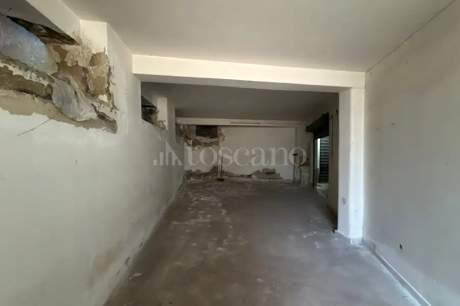 Garage in vendita di 35 mq a €19.000 (rif. 105/2026)