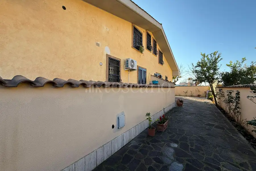 Villa Plurifamiliare in vendita di 120 mq a €367.000 (rif. 62/2025)