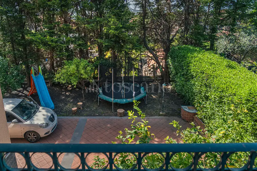 Villa in vendita di 630 mq a €785.000 (rif. 76/2026)