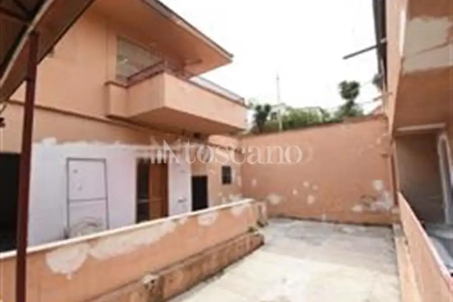 Villa in vendita di 500 mq a €575.000 (rif. 48/2025)