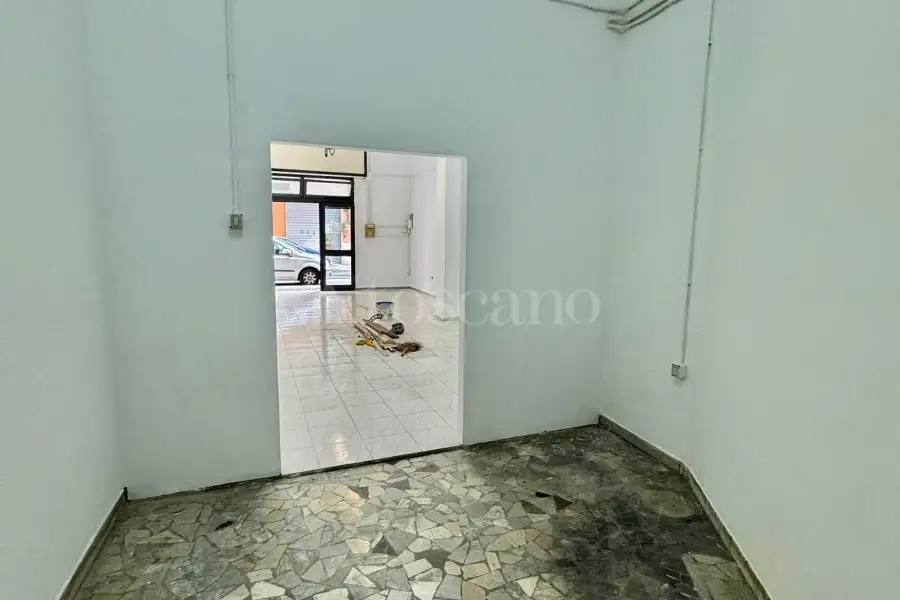 Negozio in affitto di 60 mq a €500 (rif. 124/2026)