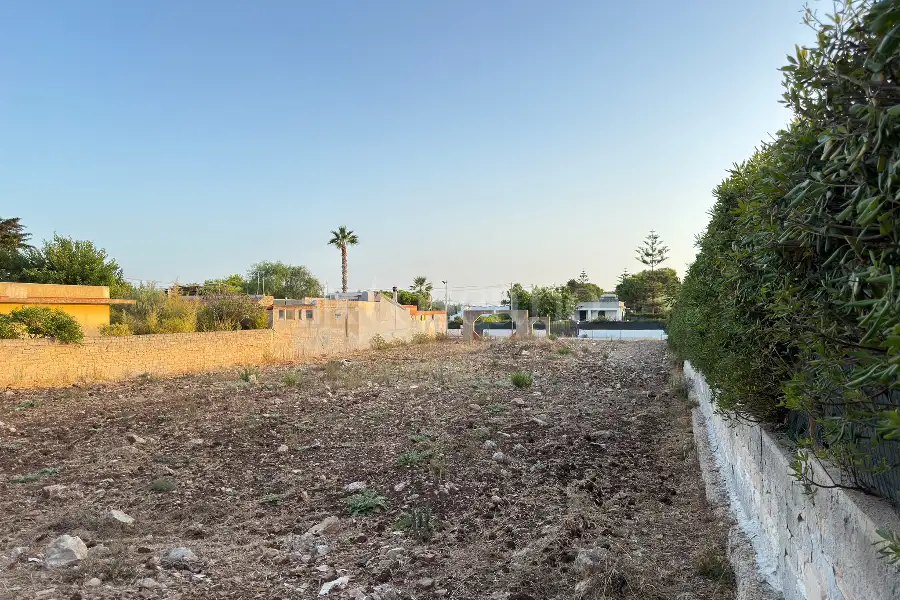 Edificabile Residenziali in vendita di 2.000 mq a €148.000 (rif. 118/2026)