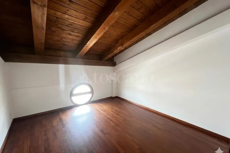 Casa Indipendente in vendita di 240 mq a €580.000 (rif. 14/2026)