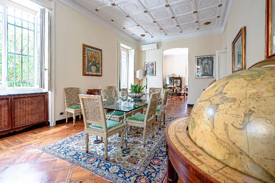 Villa in vendita di 496 mq a €3.950.000 (rif. 71/2026)