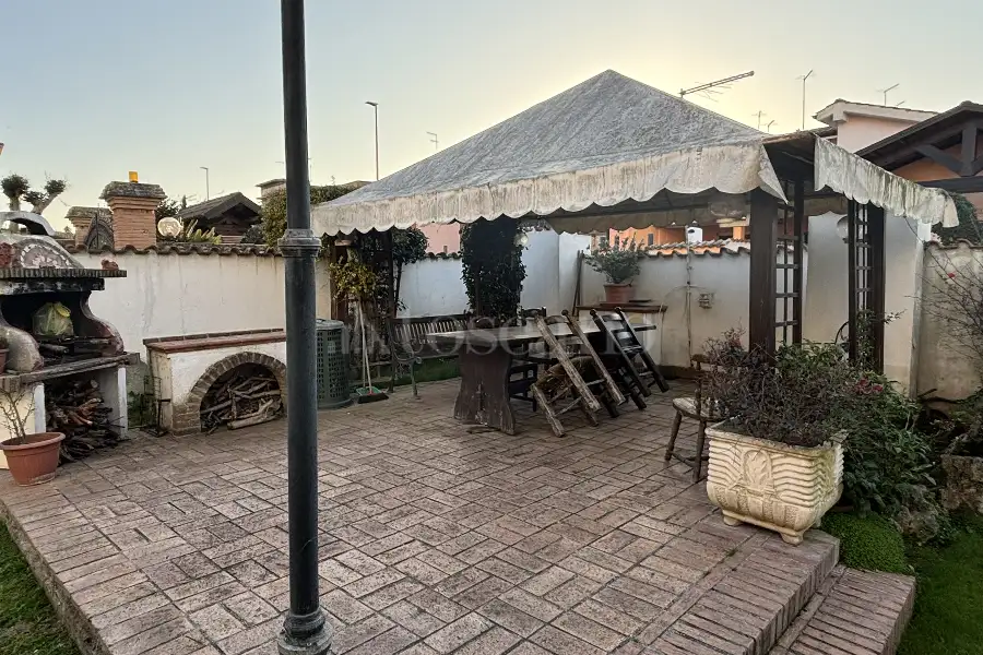 Villa in vendita di 200 mq a €495.000 (rif. 12/2026)