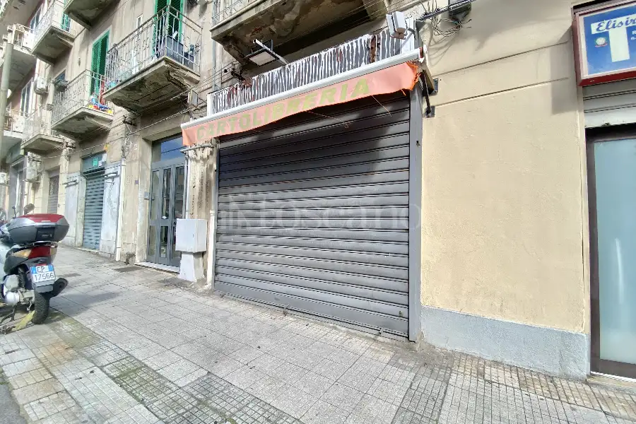 Negozio in vendita di 35 mq a €53.000 (rif. 11/2026)