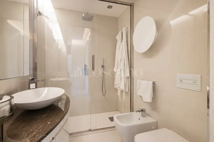 Casa in vendita di 170 mq a €3.100.000 (rif. 86/2025)