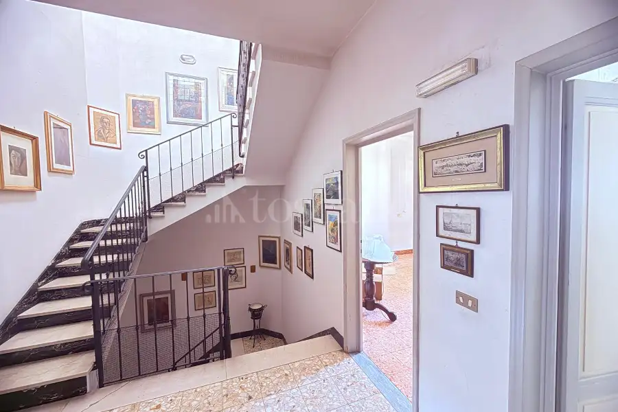 Villino a Schiera in vendita di 276 mq a €560.000 (rif. 19/2026)