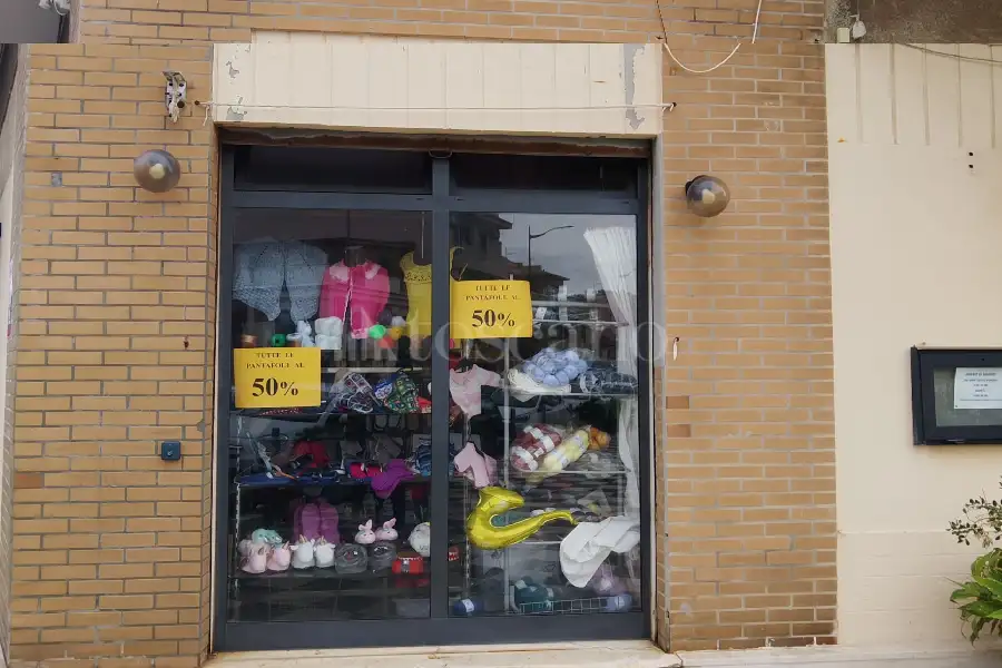 Attività Commerciale in vendita di 20 mq a €22.000 (rif. 7/2026)