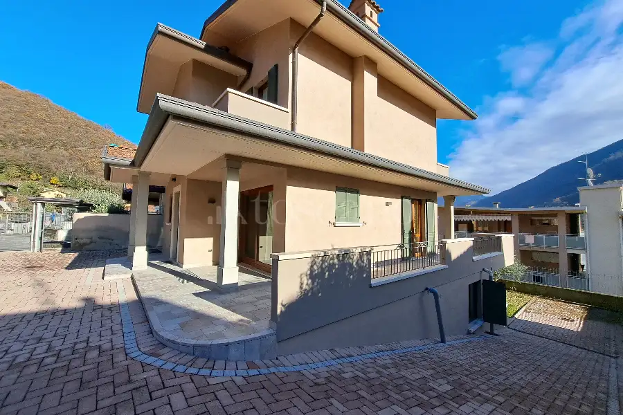 Villa in vendita di 250 mq a €529.000 (rif. 73/2025)