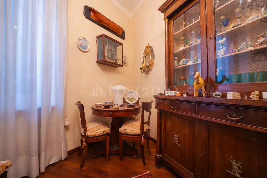 Casa in vendita di 280 mq a €1.950.000 (rif. 49/2025)