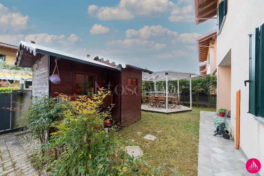 Villino a Schiera in vendita di 181 mq a €299.000 (rif. 57/2026)