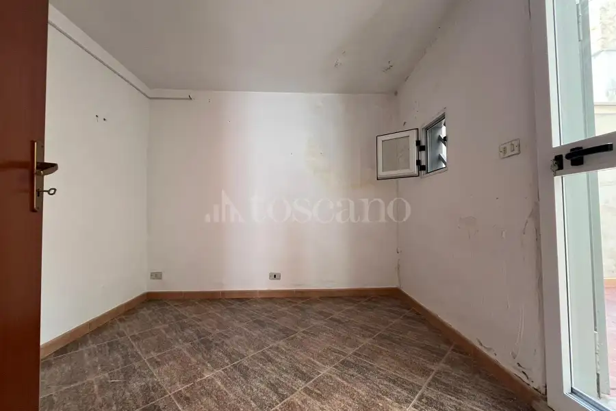 Negozio in affitto di 60 mq a €500 (rif. 34/2026)
