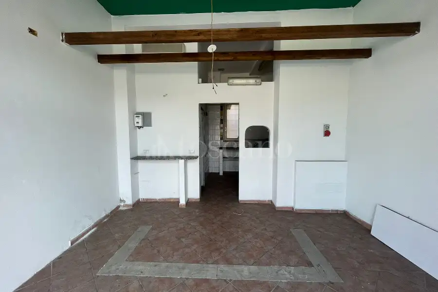 Negozio in vendita di 31 mq a €100.000 (rif. 18/2026)